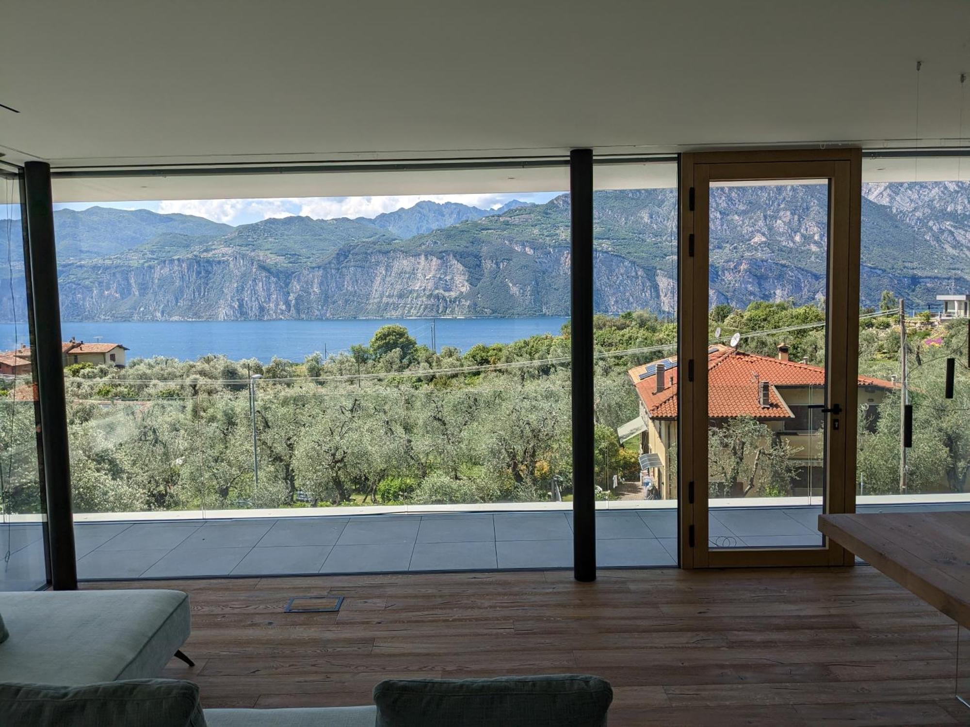 Olivo Luxury Apartments Malcesine Exterior photo