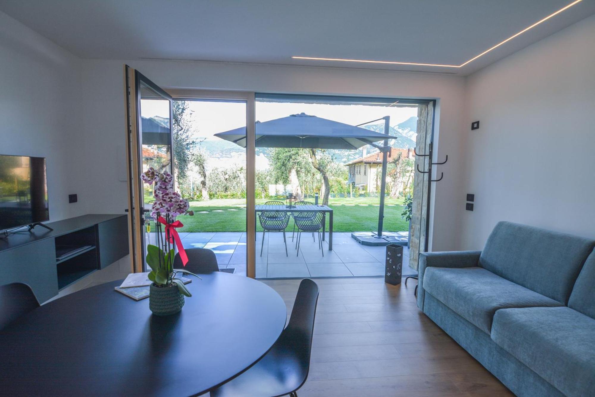 Olivo Luxury Apartments Malcesine Exterior photo