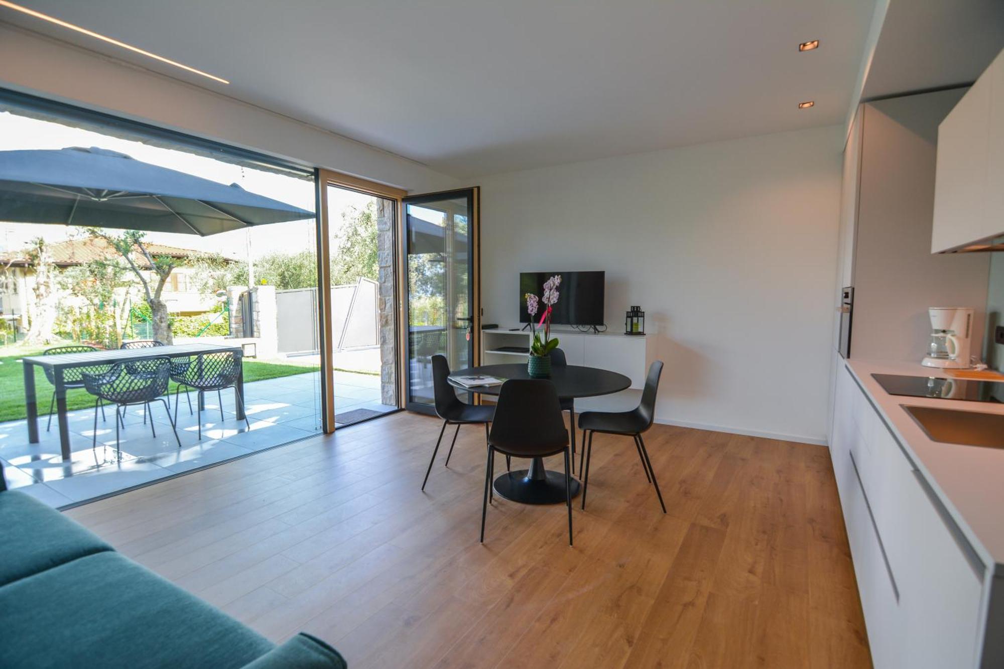 Olivo Luxury Apartments Malcesine Exterior photo
